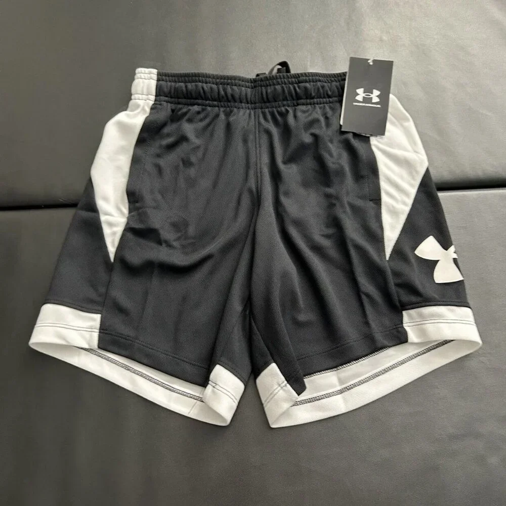 NWT Under Armour Athletic Set Boys Youth Size Medium